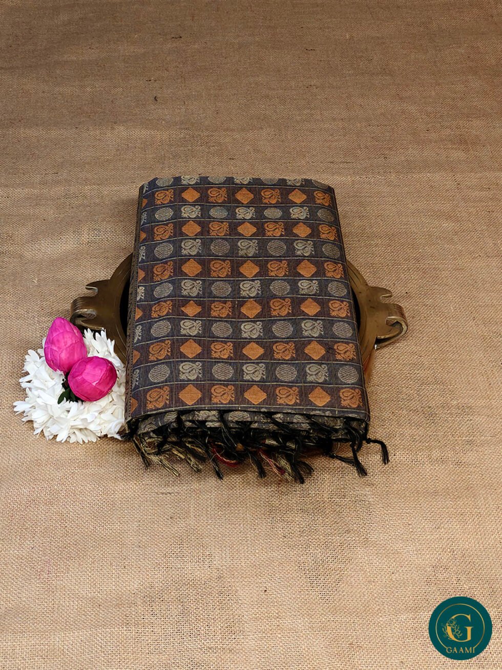 Kora Silk Cotton Saree – 1000 Butta in Checks with Double Colour Border