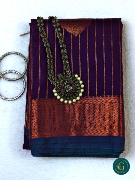 Semi Soft Silk in Violet Colour with Copper Border and Zari Work