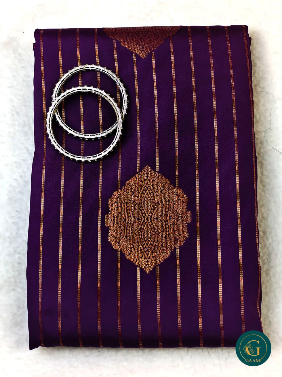 Semi Soft Silk in Violet Colour with Copper Border and Zari Work